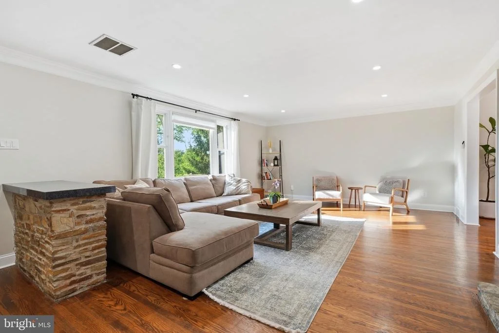 Photo of 607 MCKEAN ROAD
