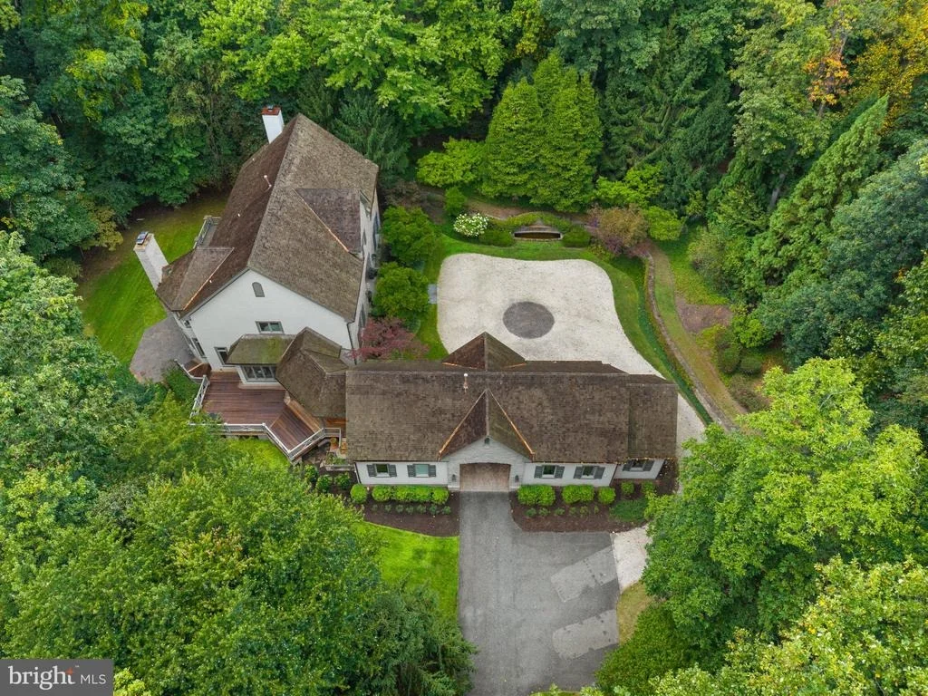Photo of 3137 BLENDON ROAD