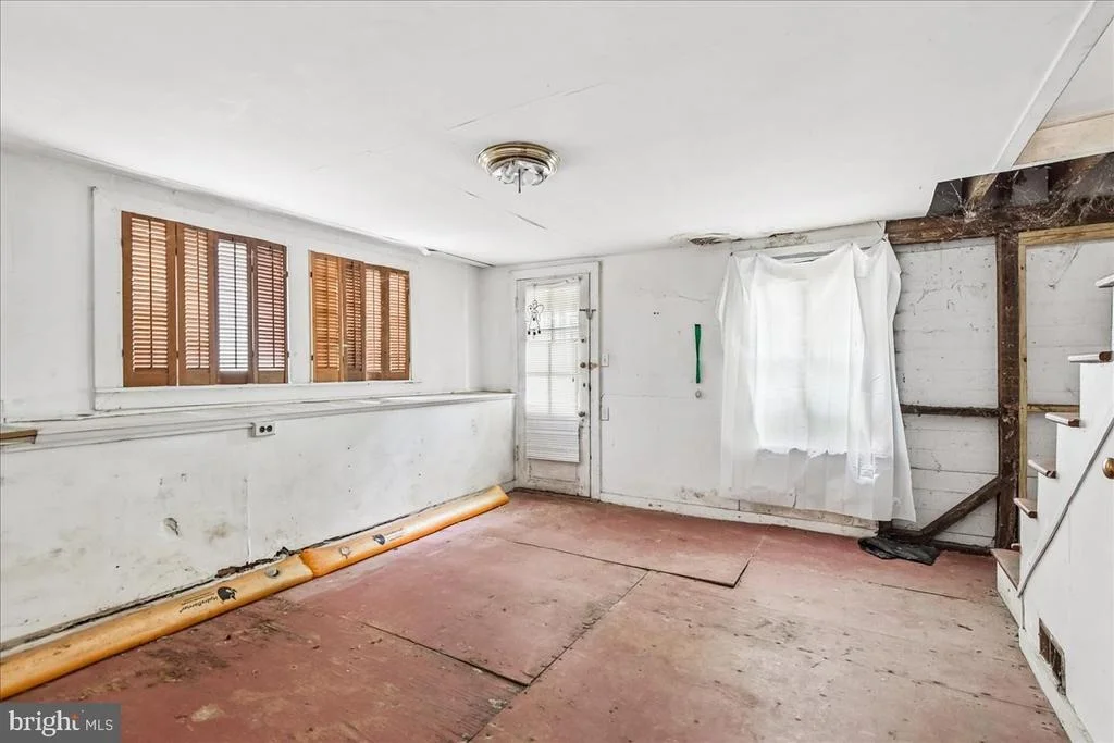 Photo of 8472 FREDERICK ROAD