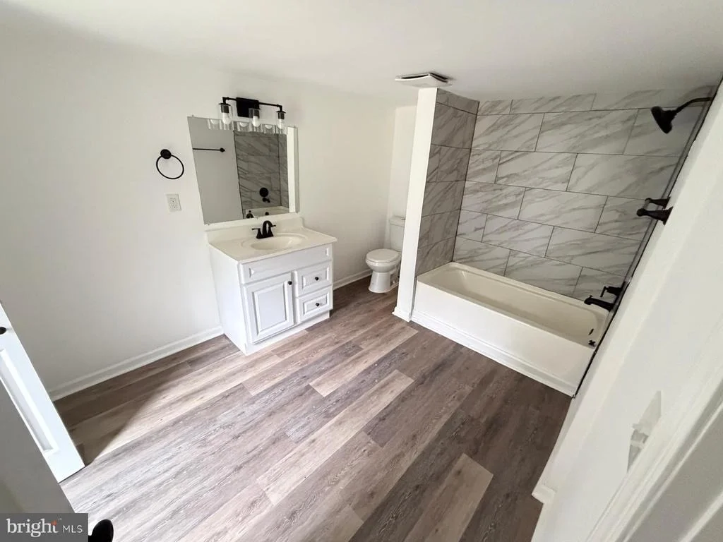 Photo of 667 THOMPSON ROAD