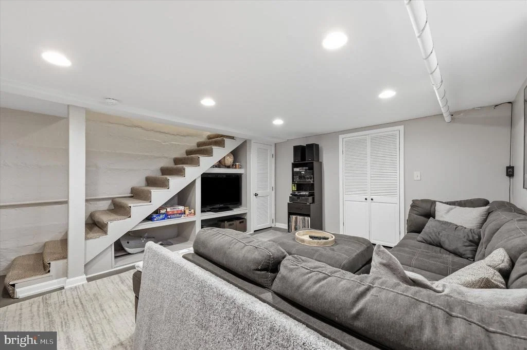 Photo of 512 ELM STREET