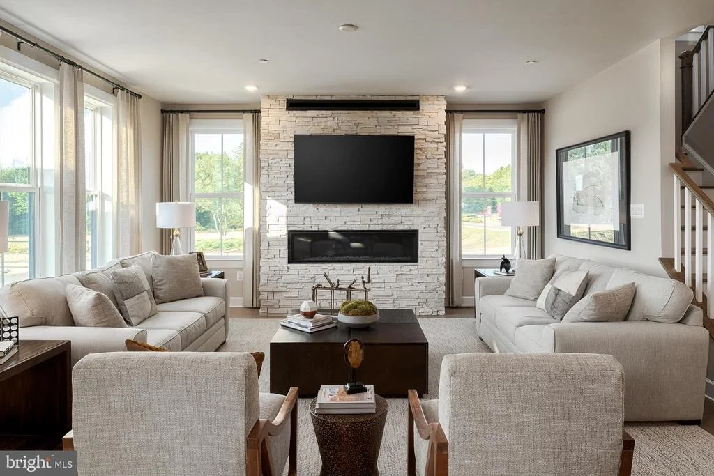 Photo of 1311 LEELAND FOREST