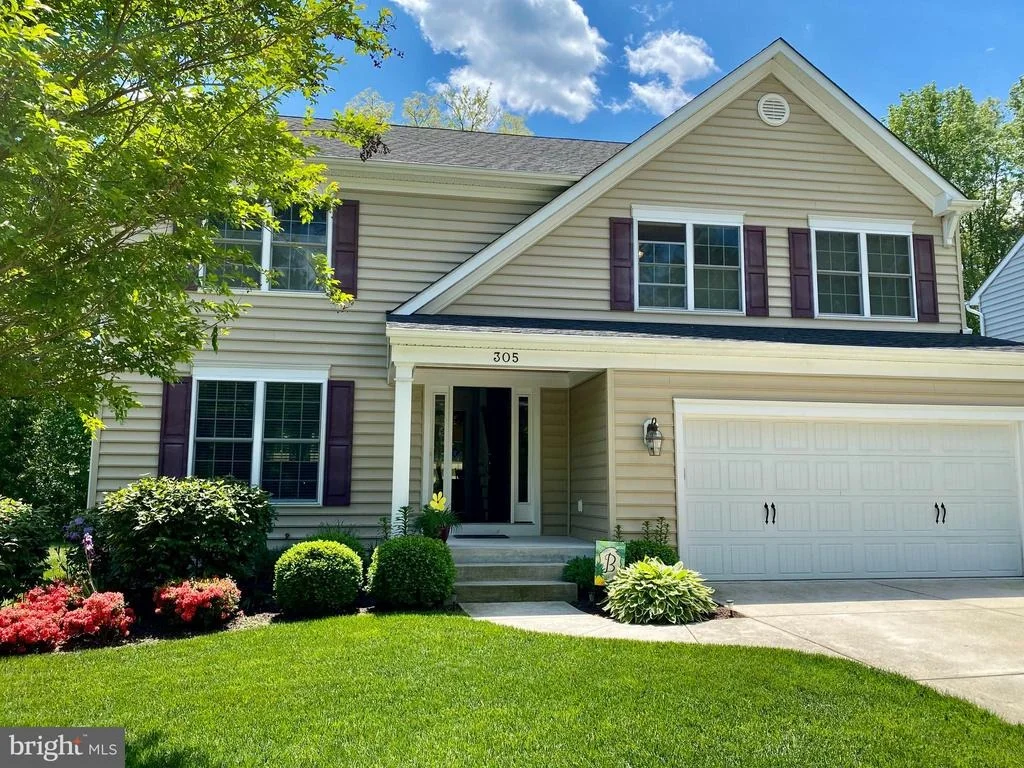Photo of 305 GENESIS WAY