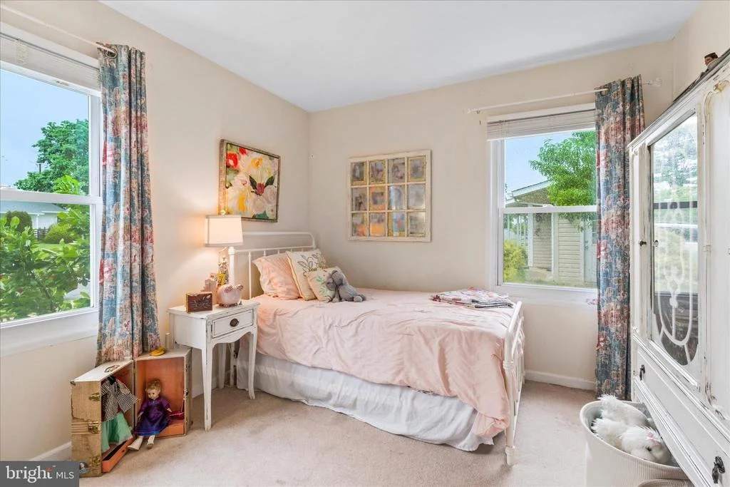 Photo of 466 CARROLLTON DRIVE