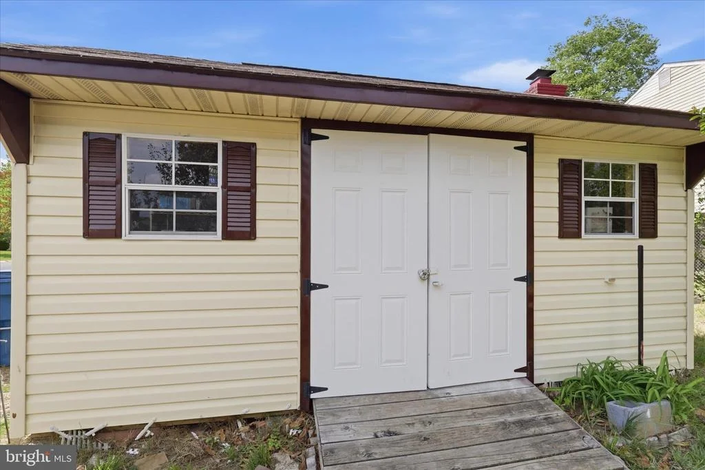 Photo of 10501 BEECHWOOD DRIVE