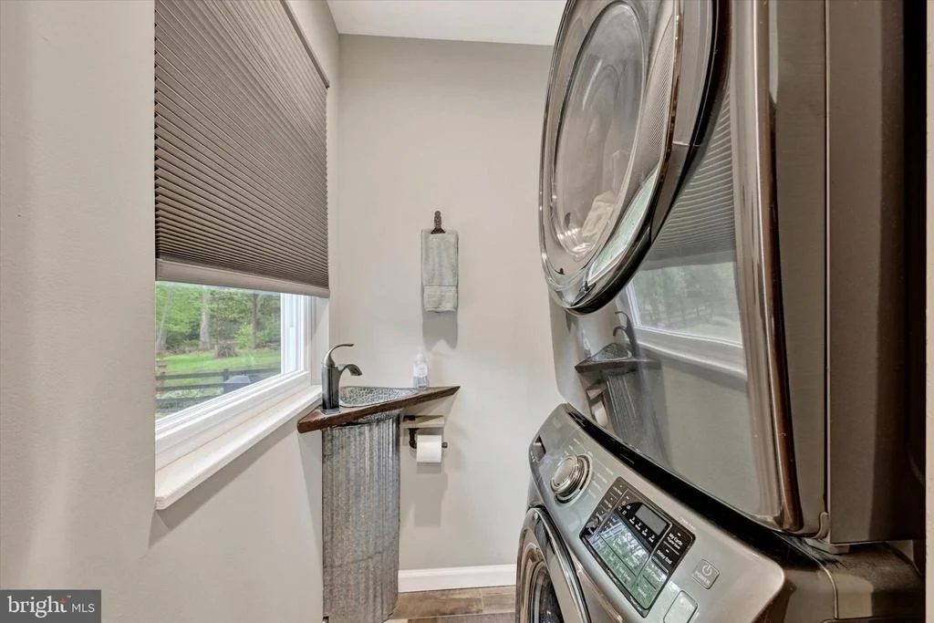 Photo of 4296 WOLF HILL DRIVE