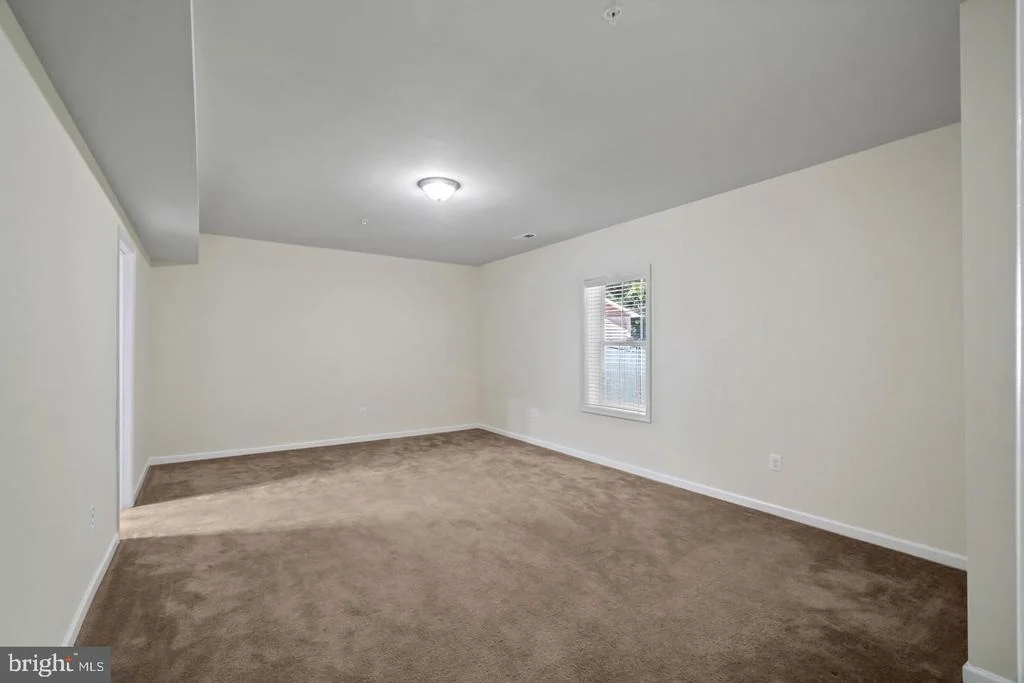 Photo of 9613 MANOR OAKS VIEW