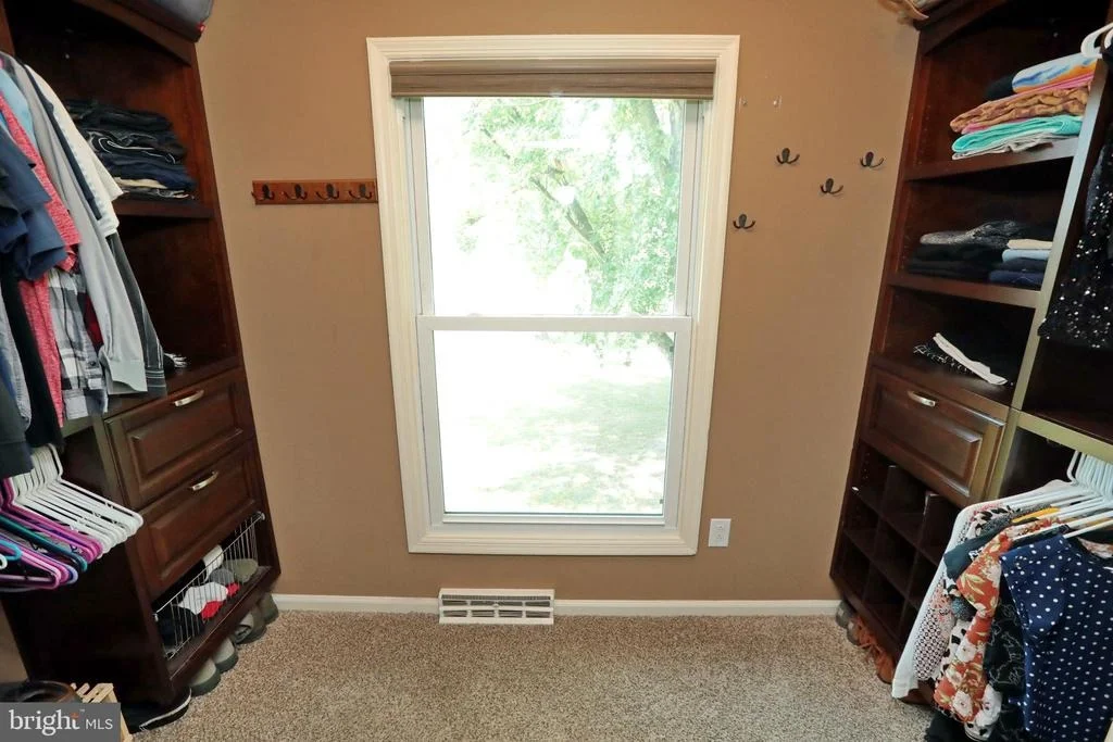 Photo of 5016 SKYLARK DRIVE