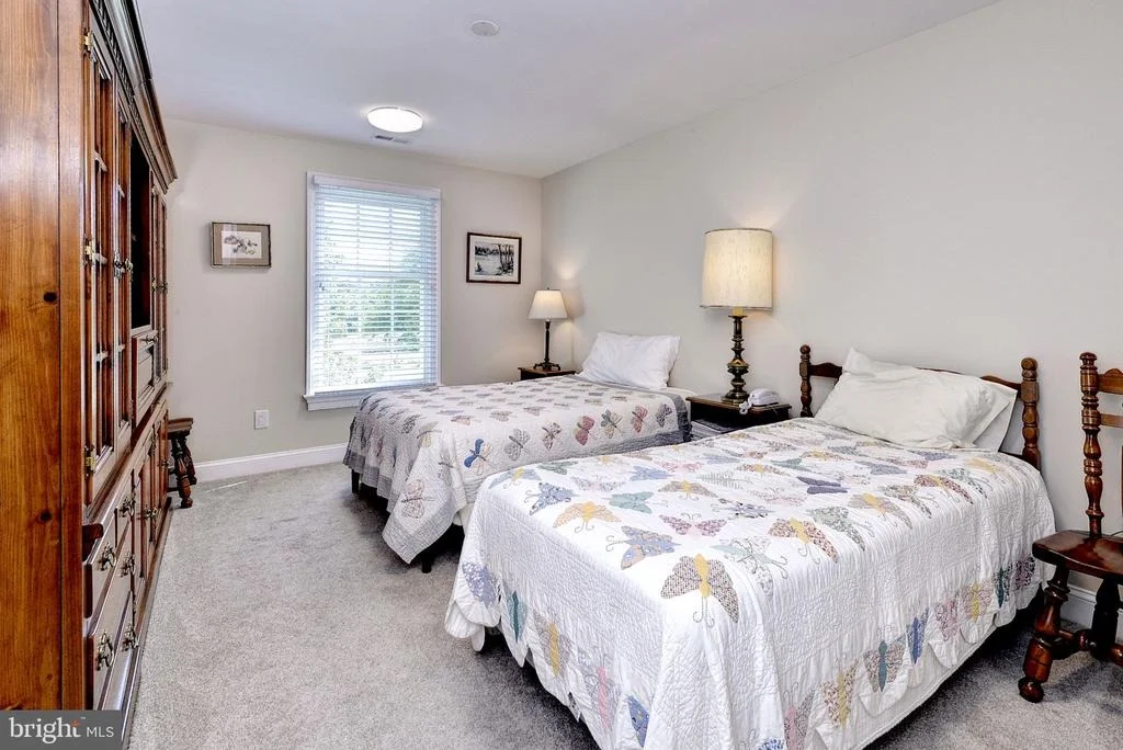 Photo of 145 HOLLINWELL