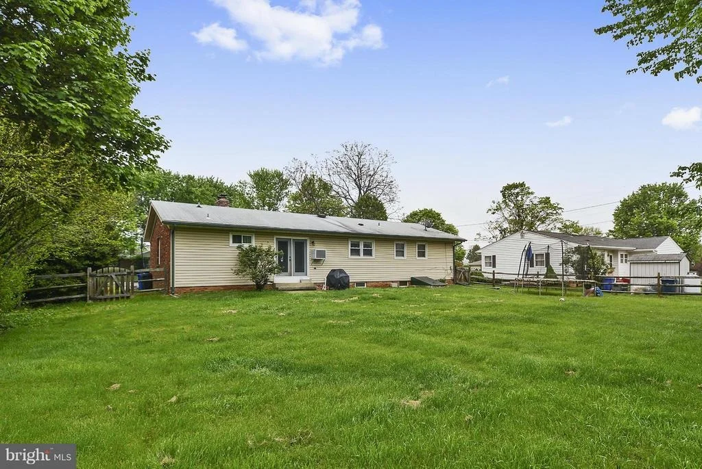 Photo of 7810 SPOUT SPRING ROAD