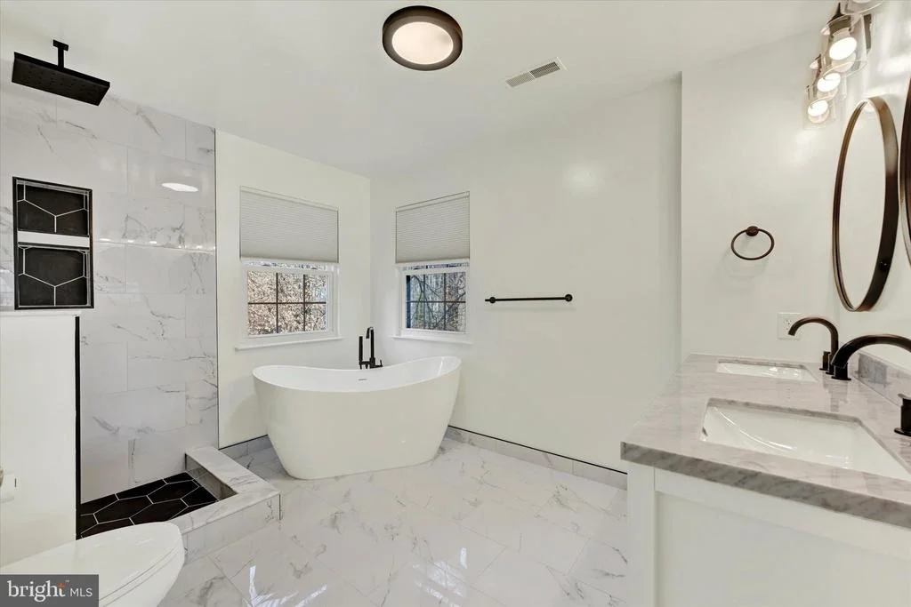 Photo of 1590 CHAPMAN ROAD