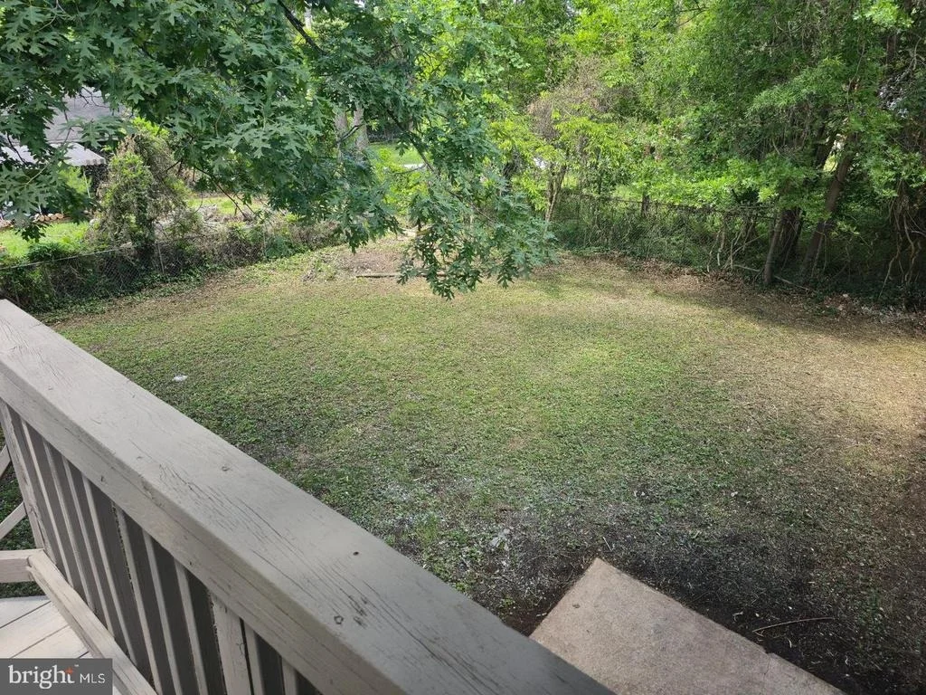 Photo of 6318 BARRS LANE