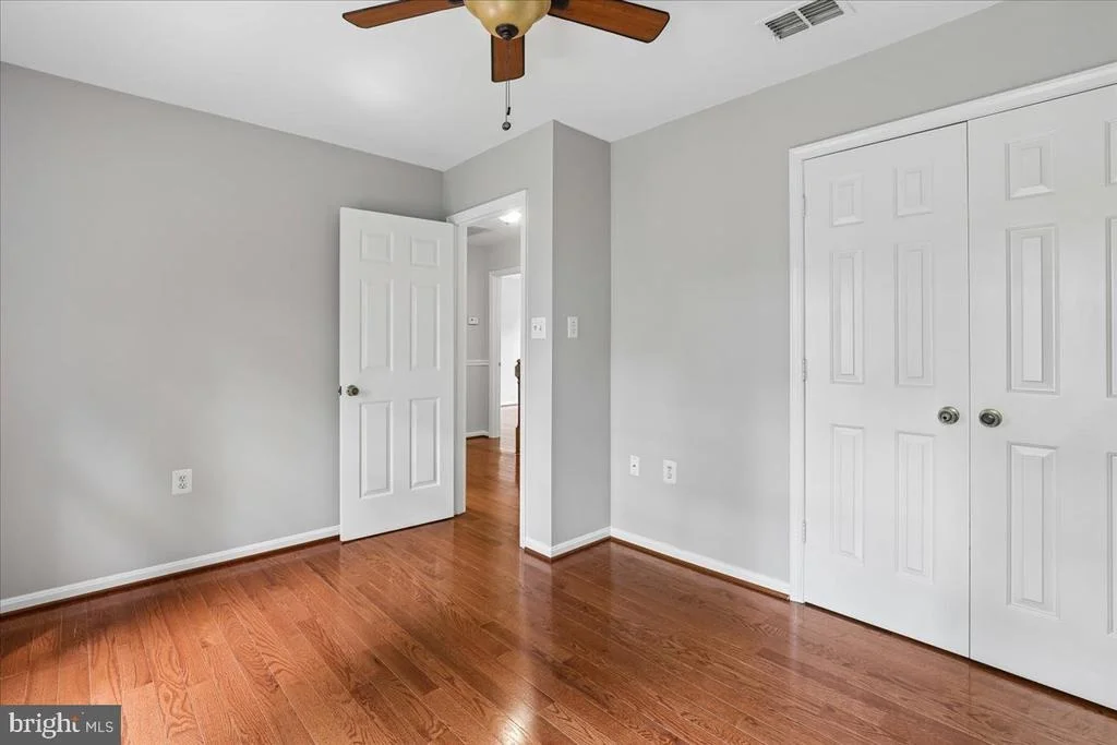 Photo of 8253 HONEYSUCKLE ROAD