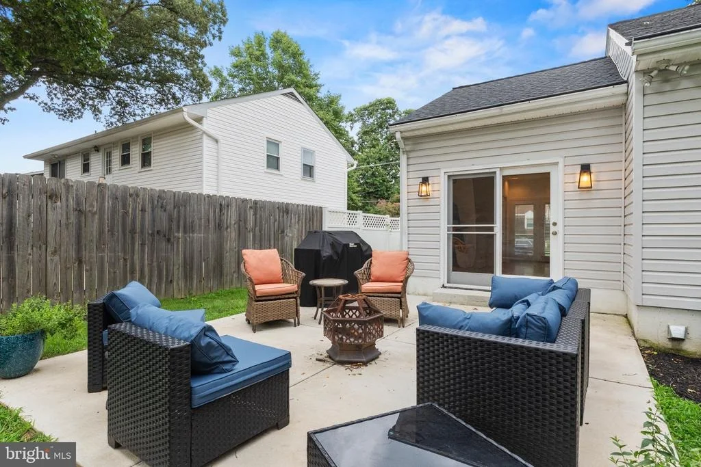 Photo of 866 CHESTNUT TREE DRIVE