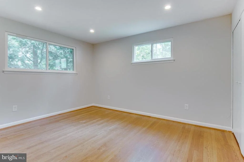 Photo of 217 HILLSBORO DRIVE