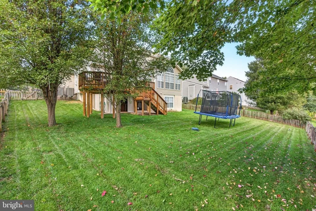 Photo of 945 DEVONSHIRE CIRCLE