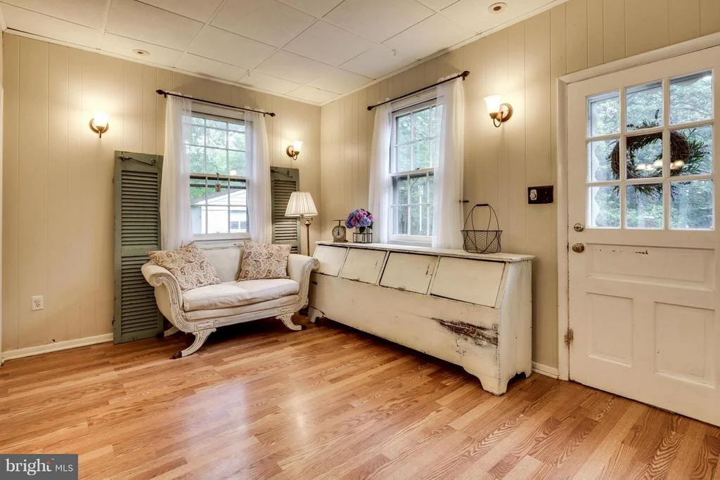 Photo of 122 OAK DRIVE