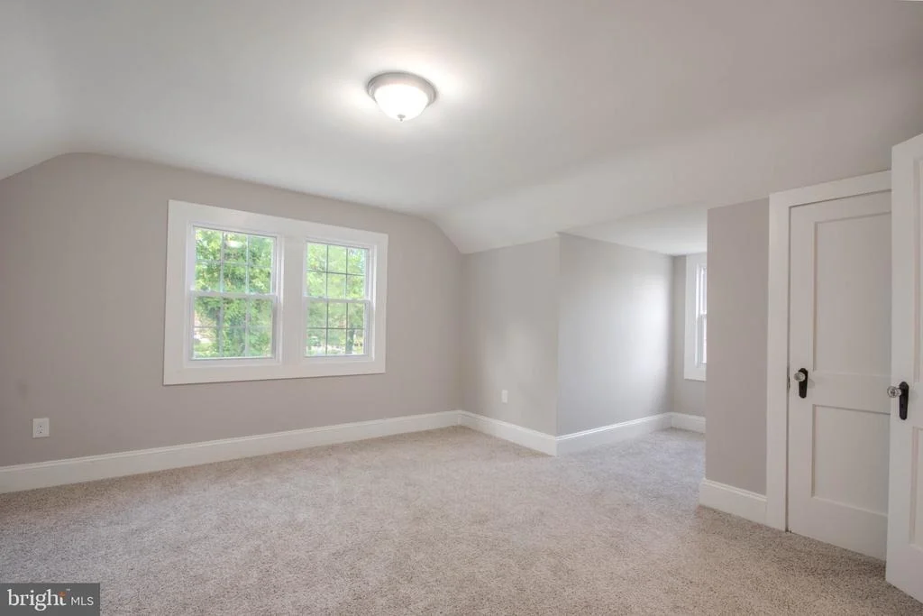 Photo of 228 GLEN AVENUE