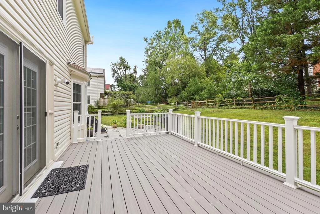 Photo of 28 REDDING RIDGE DRIVE