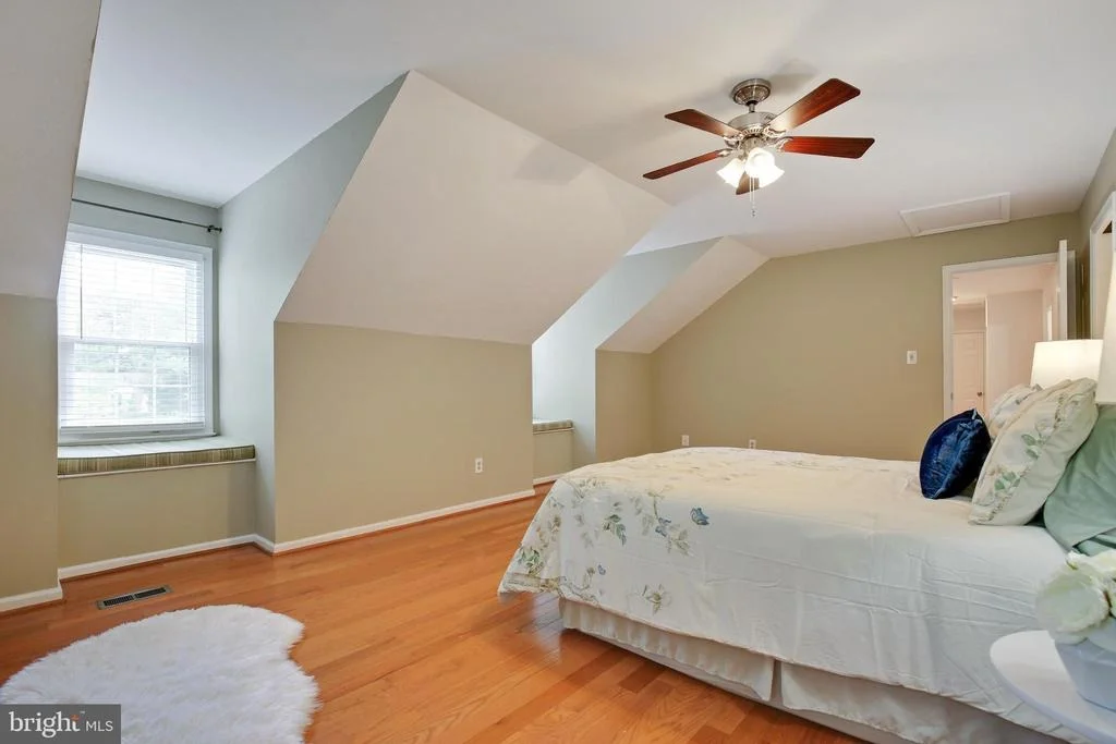 Photo of 1811 CLOVERMEADOW DRIVE
