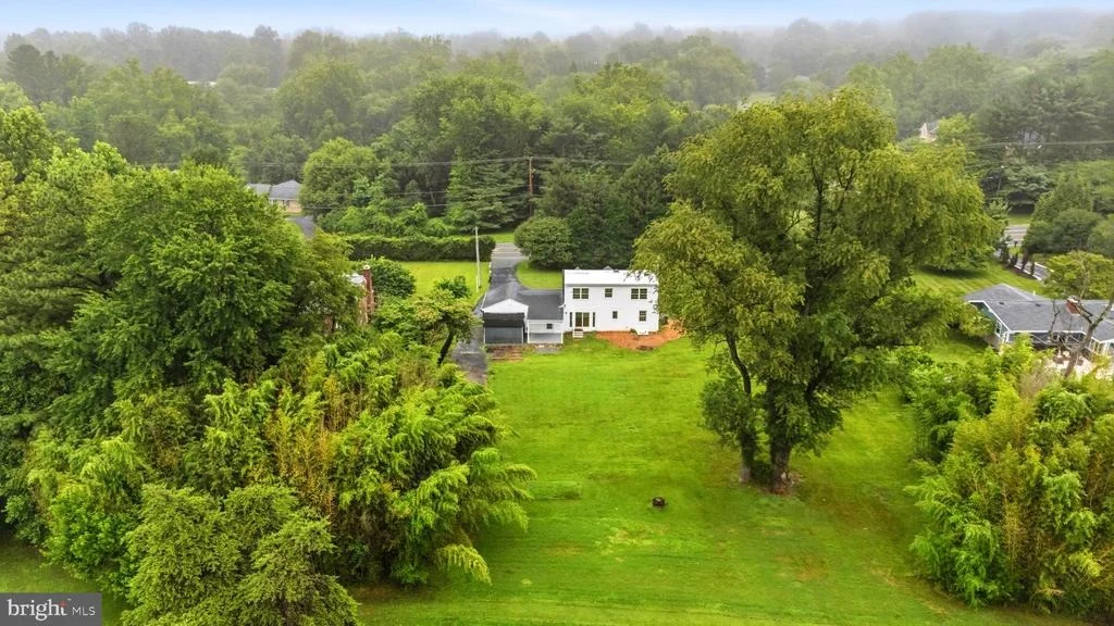 Photo of 4630 MUNCASTER MILL ROAD