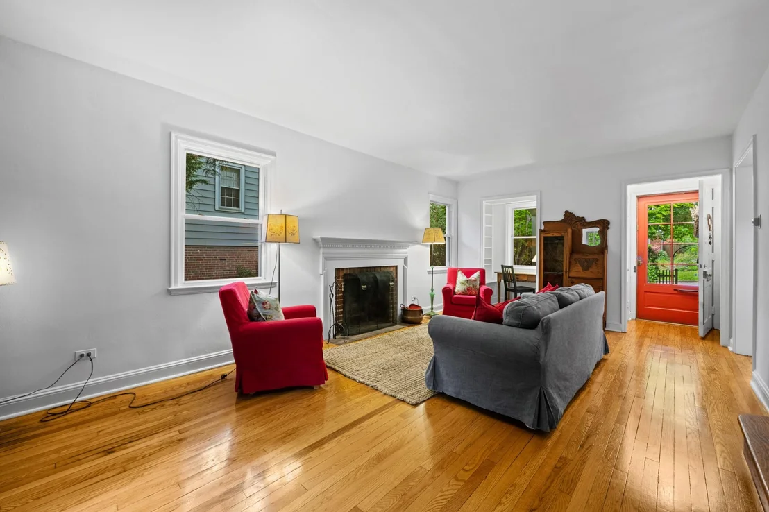 Photo of 5010 BOXHILL LN