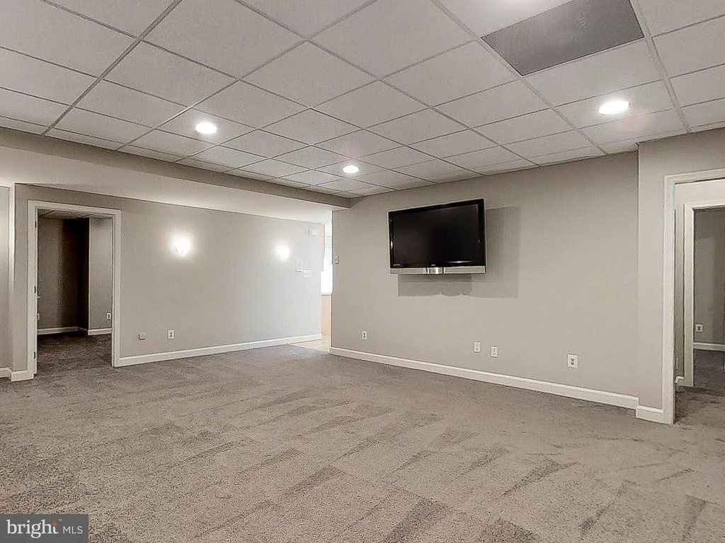 Photo of 8910 PRIMULA DRIVE
