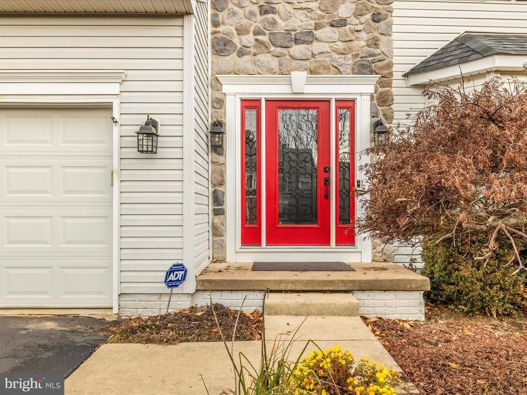 Photo of 77 GEORGE THOMAS DRIVE
