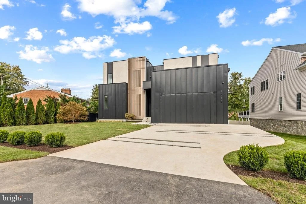 Photo of 7216 DAVIS COURT