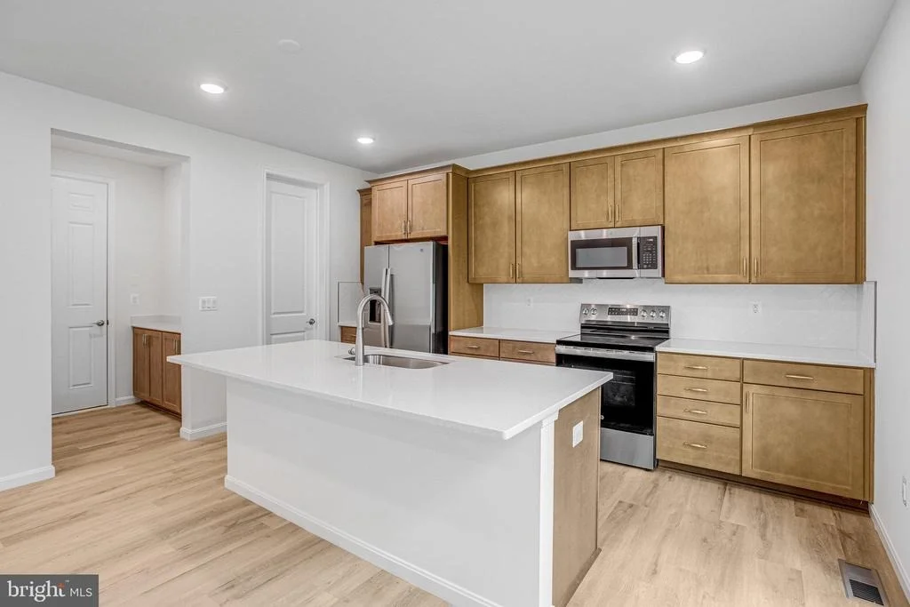 Photo of 35611 PINE NEEDLE LANE