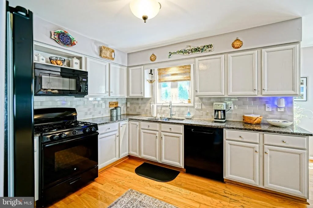 Photo of 30860 EDGEWATER DRIVE