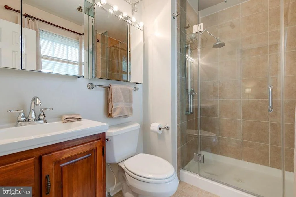 Photo of 5337 ASHLEIGH ROAD