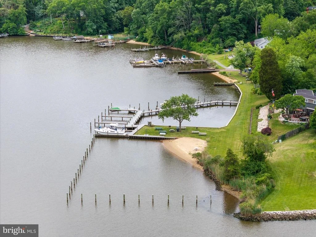 Photo of 508 WALNUT DRIVE