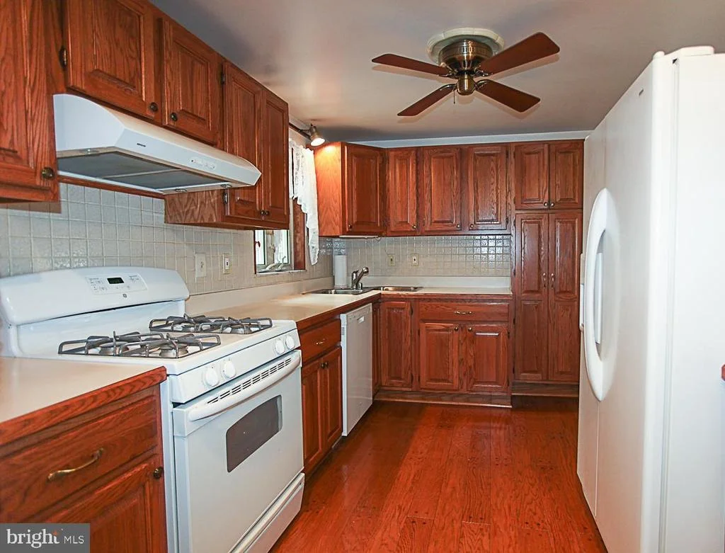 Photo of 1316 BROOK ROAD