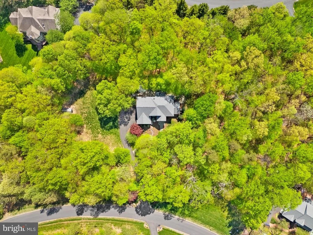 Photo of 22167 WOODWINDS DRIVE