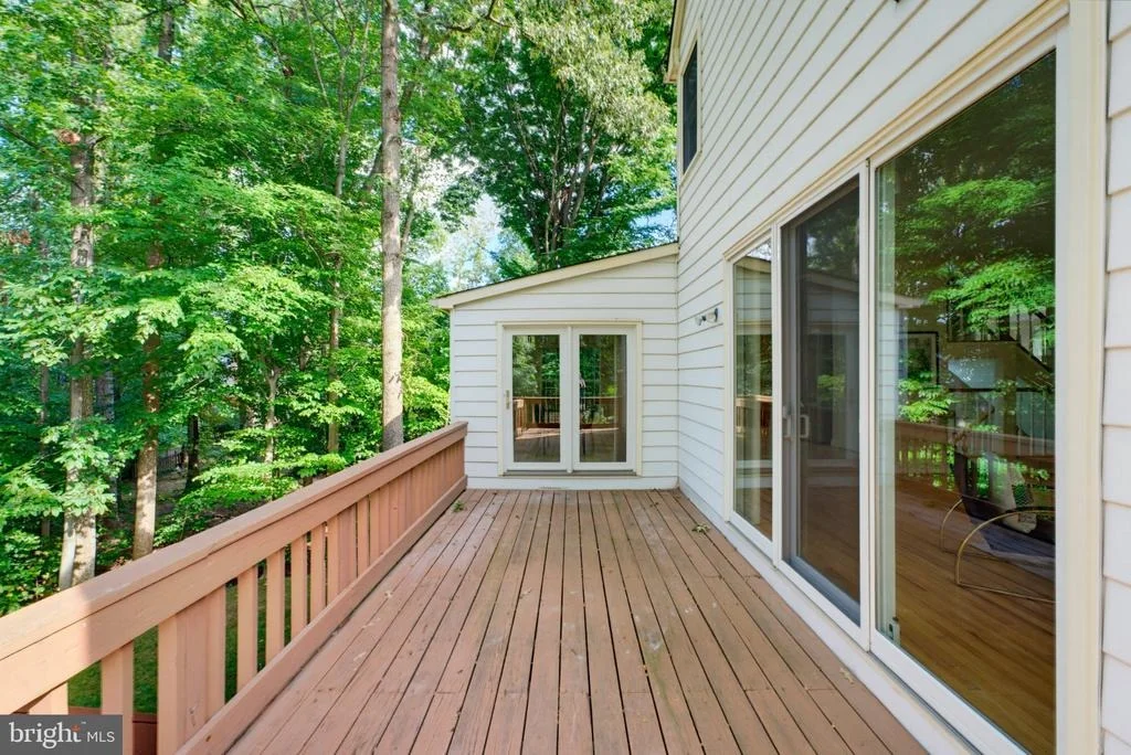 Photo of 7827 BELLEFLOWER DRIVE