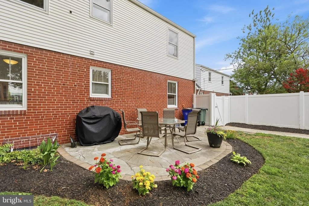 Photo of 412 CARROLL PARKWAY