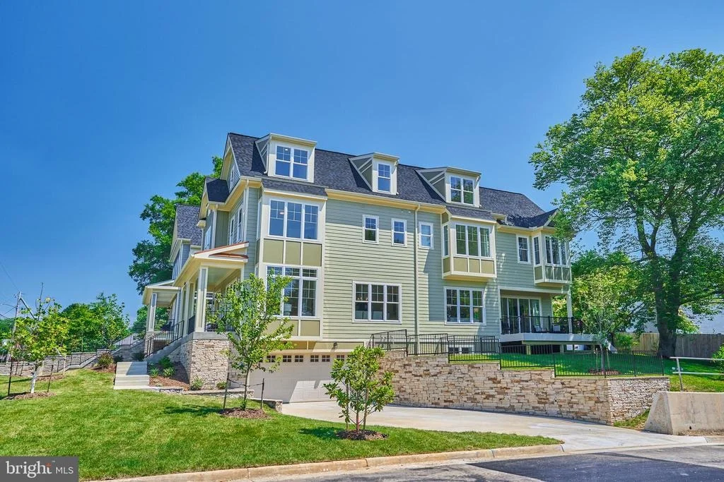 Photo of 7019 RIDGE DRIVE