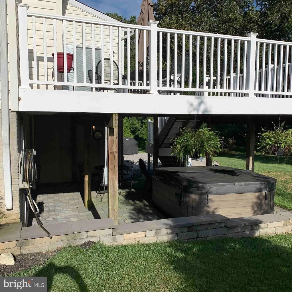 Photo of 428 CLYDEBANK DRIVE