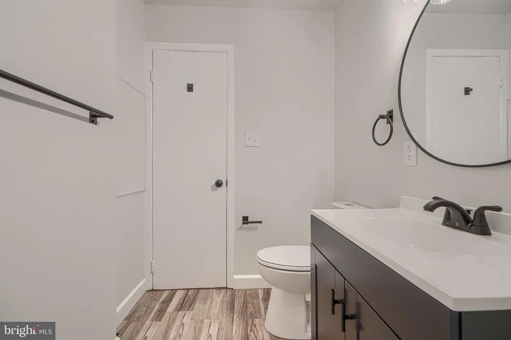 Photo of Unit E at 7191 CYPRESS COURT