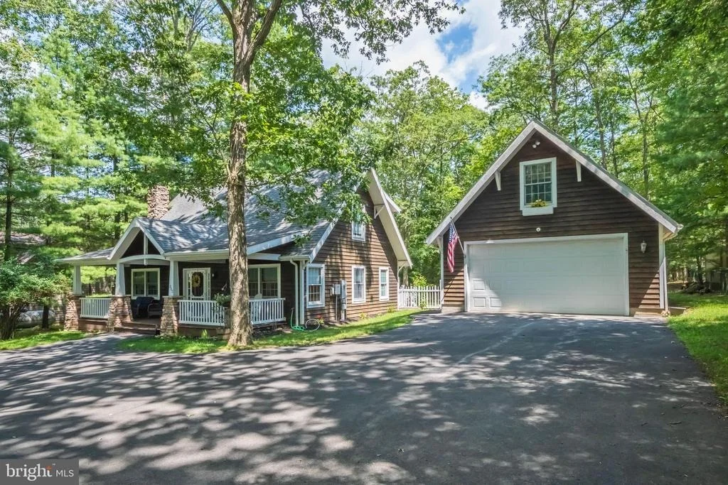 Photo of 302 OAK WAY ROAD