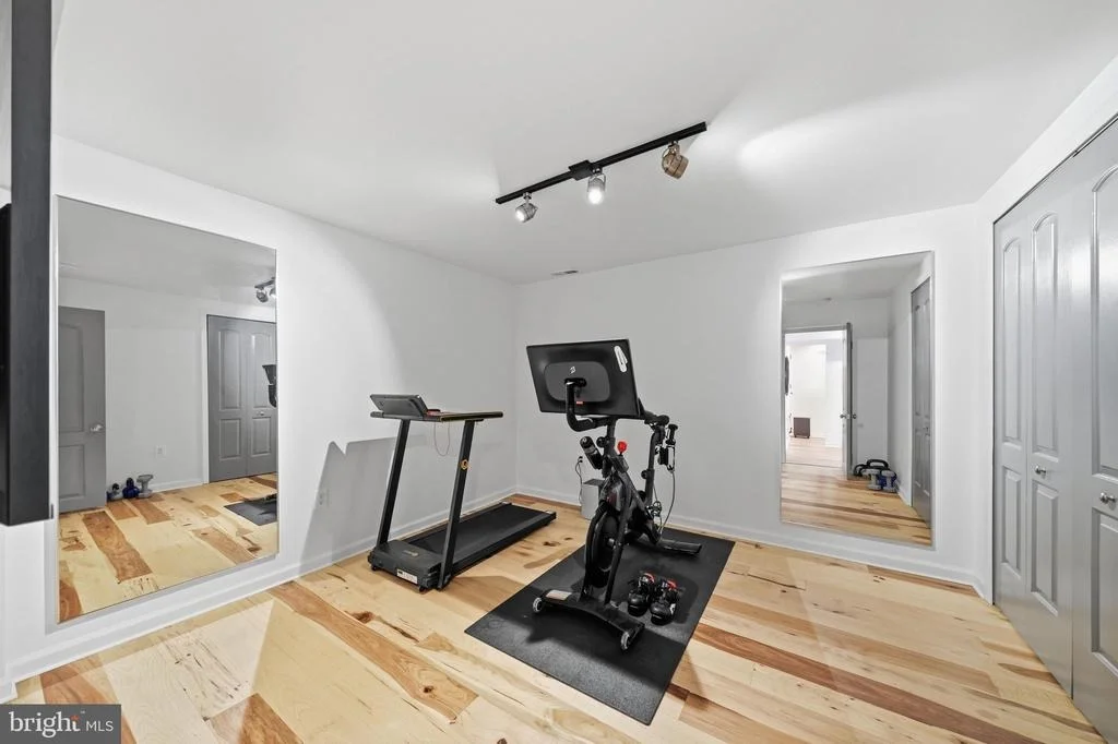 Photo of 6410 BUSHEY DRIVE