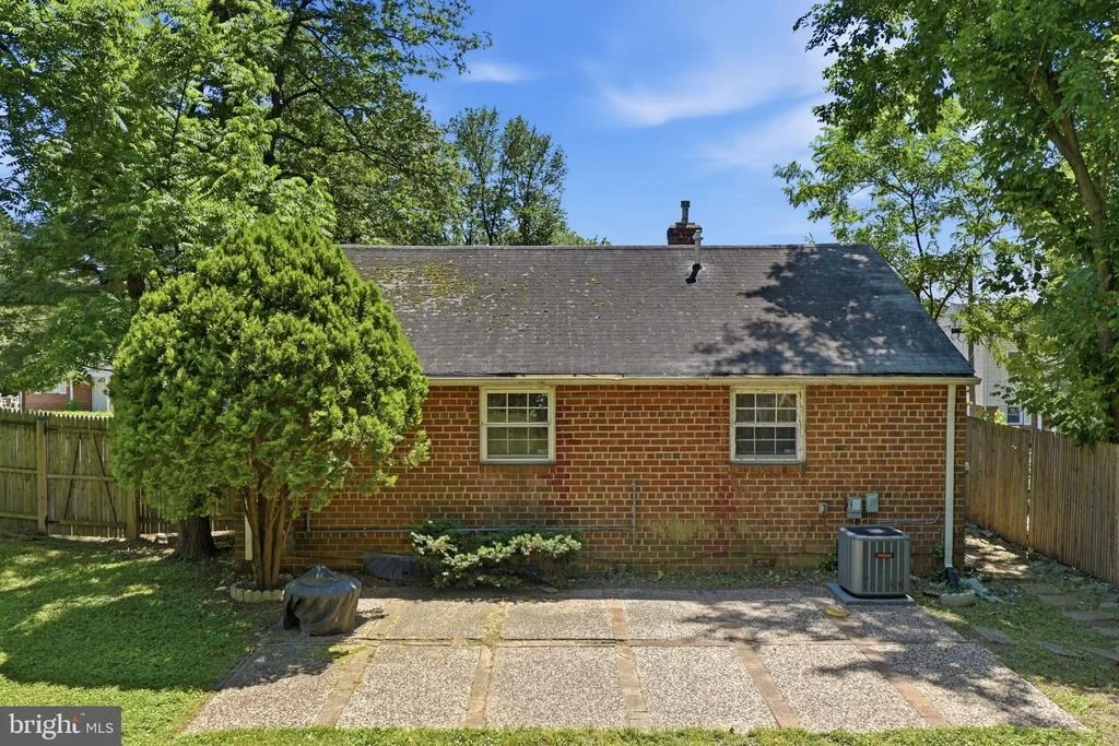 Photo of 2911 WEISMAN ROAD
