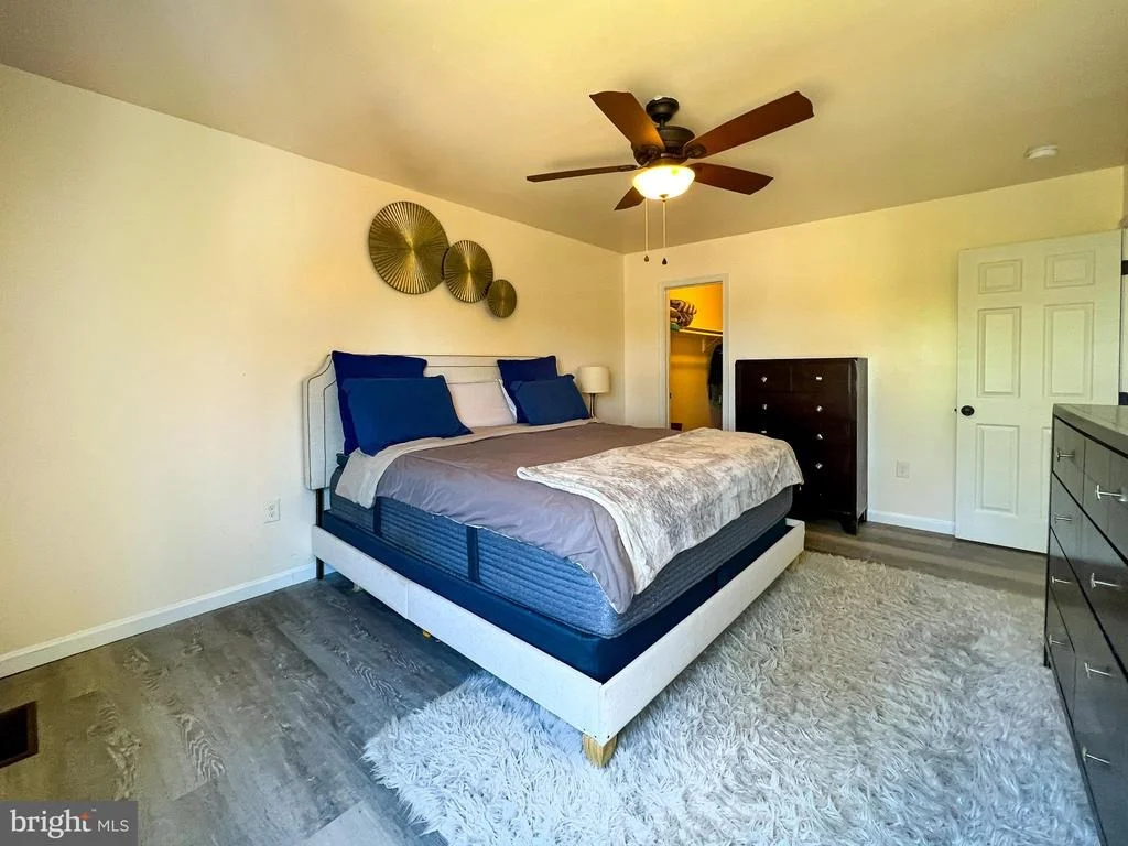 Photo of 9601 ROOSTER LANE