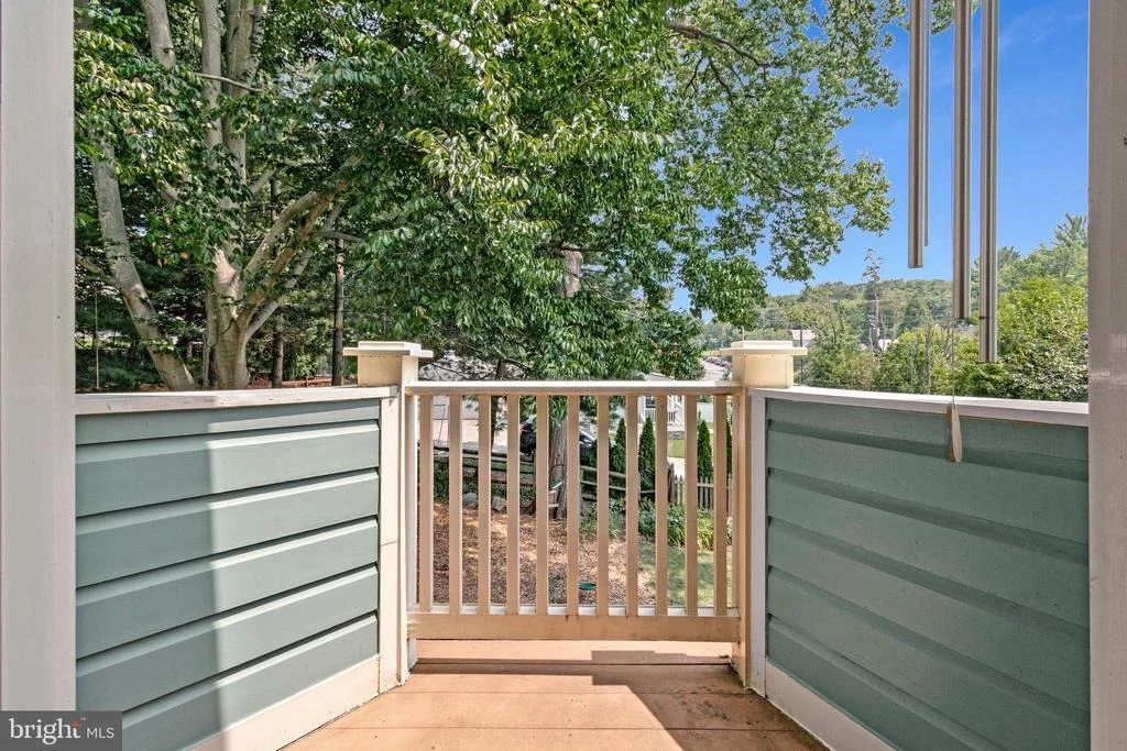 Photo of 4701 RIVER ROAD
