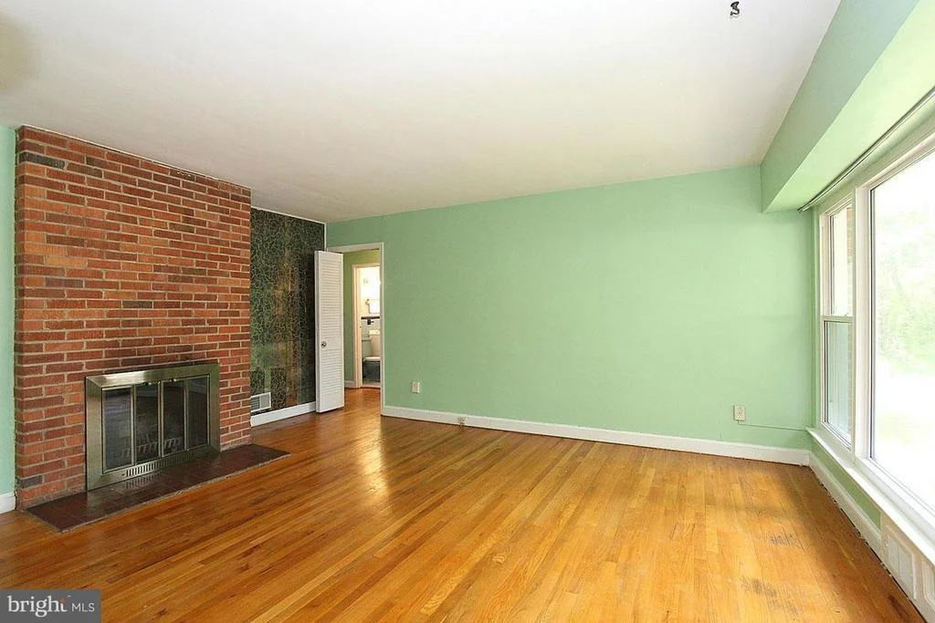 Photo of 202 SCHUYLER ROAD E