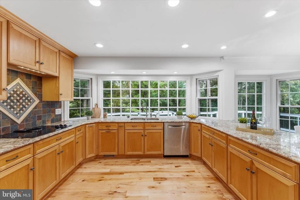 Photo of 15251 EAGLE TAVERN WAY