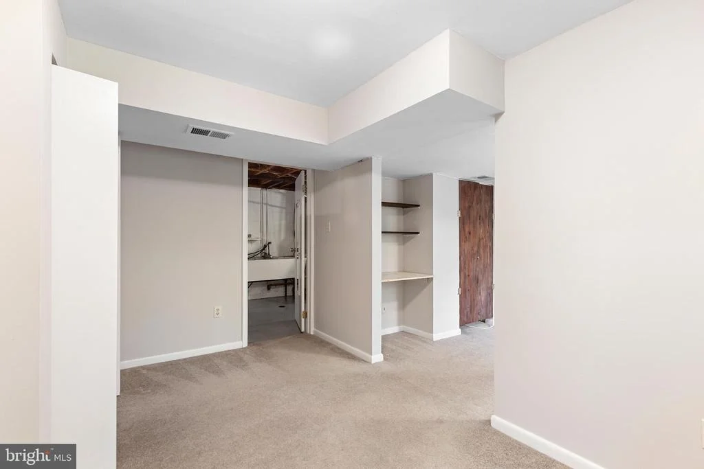 Photo of 5318 WEYMOUTH DRIVE