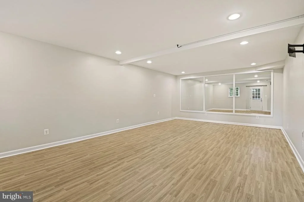 Photo of 7821 FALSTAFF ROAD