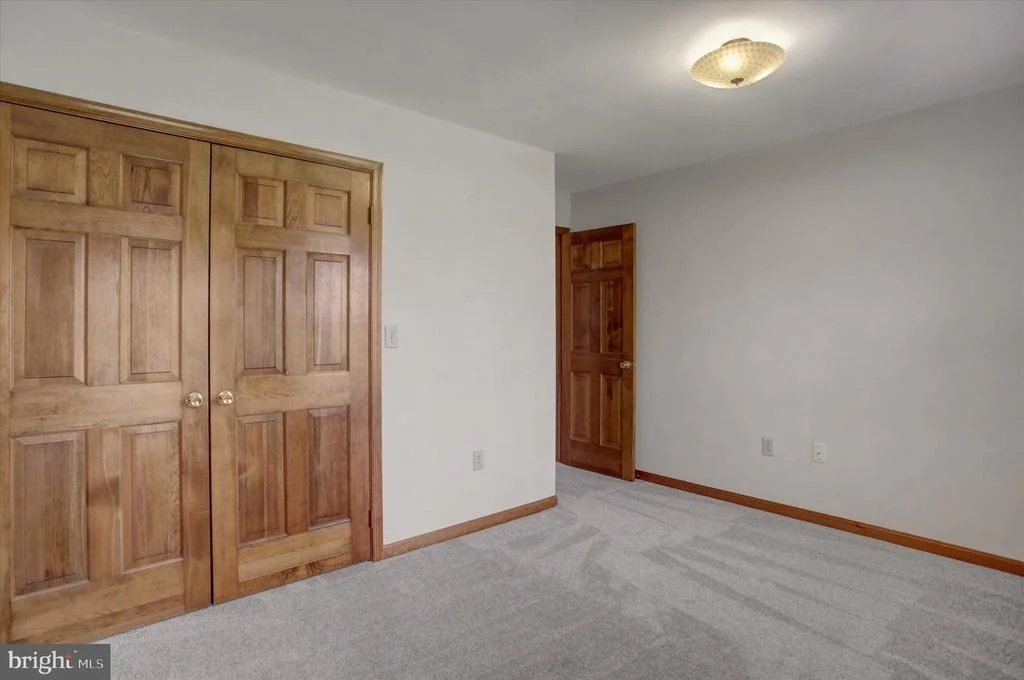 Photo of 8001 MAPLEVILLE ROAD